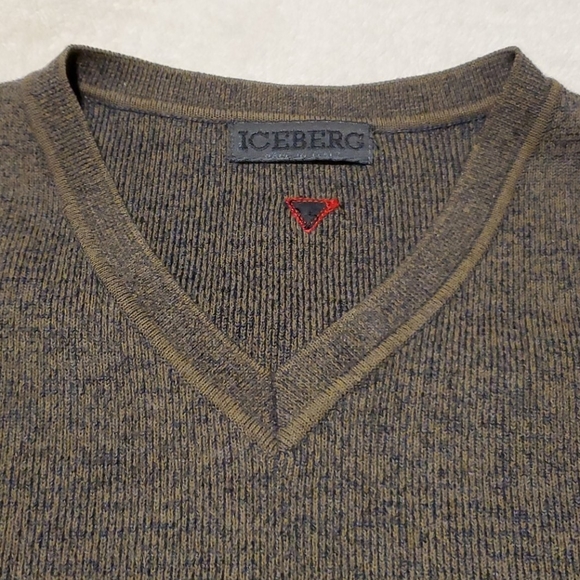 Iceberg - Picture 2 of 11